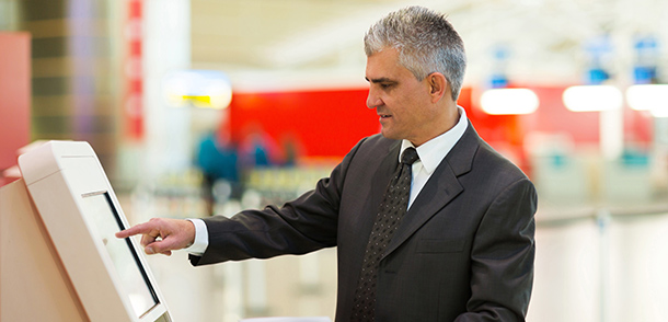 אל-על מצטרפת לשירות צ'ק-אין עצמי בשדה