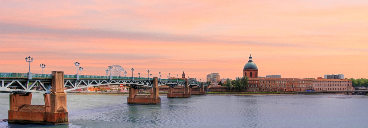 טיסות לטולוז עם חזרה מיעד אחר