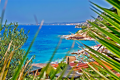 טיסות לולורה