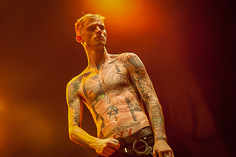 כרטיסים להופעה של משין גאן קלי בברלין בתאריך 24/02/26 בברלין